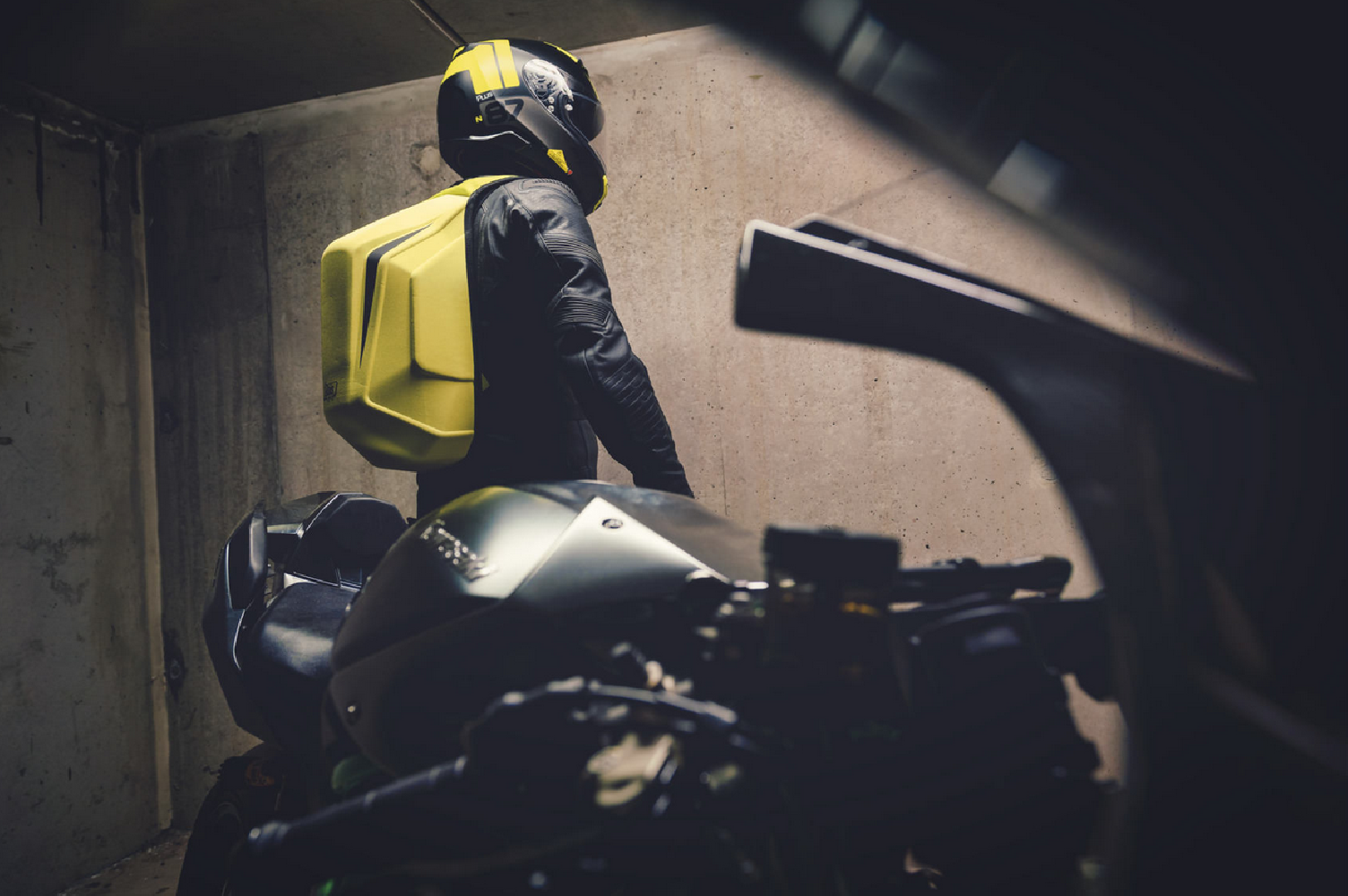 LOUIS Plecak Motocyklowy Neonowy